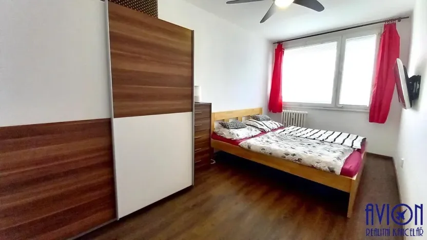 Prodej bytu 2+kk, Praha - Hloubětín, Kukelská, 46 m2