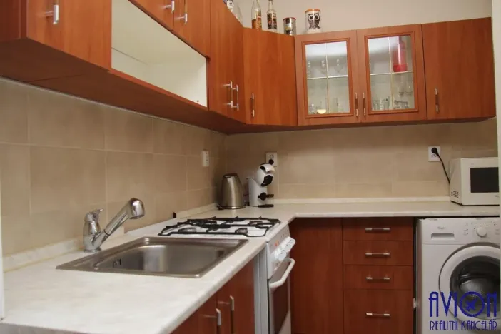 Prodej bytu 2+kk, Praha - Hloubětín, Kukelská, 46 m2