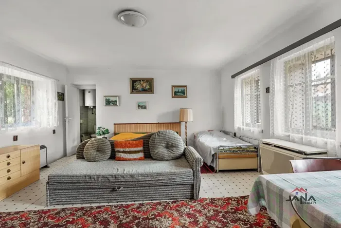 Prodej rodinného domu, Rovensko pod Troskami, Tyršova, 90 m2