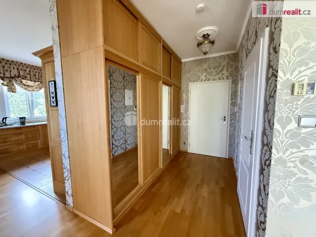 Prodej bytu 3+kk, Mariánské Lázně, Bezejmenná, 161 m2