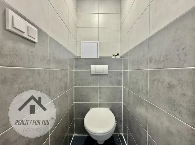 Prodej bytu 3+1, Liberec, Lounská, 71 m2