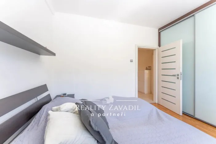 Prodej bytu 3+1, Praha - Strašnice, U kombinátu, 77 m2