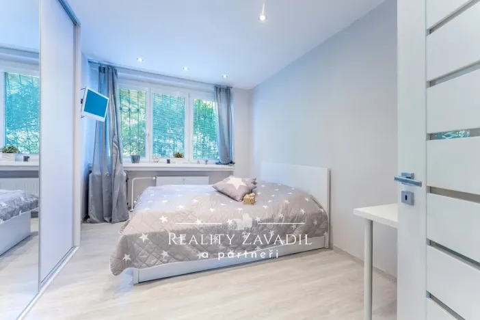 Prodej bytu 3+1, Praha - Strašnice, U kombinátu, 77 m2