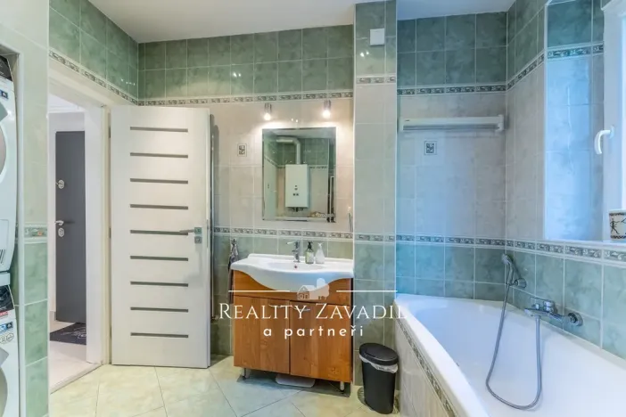 Prodej bytu 3+1, Praha - Strašnice, U kombinátu, 77 m2