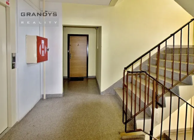 Pronájem bytu 1+kk, Praha - Modřany, Platónova, 29 m2