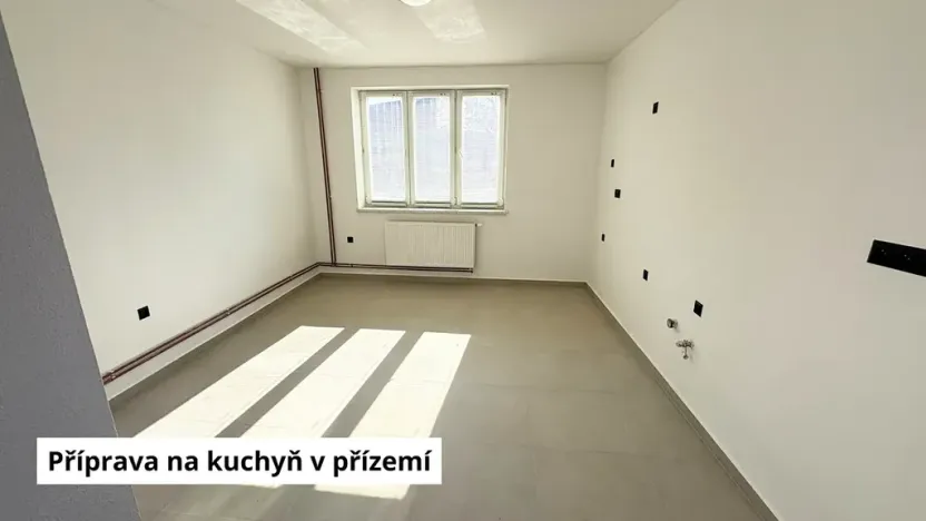 Prodej rodinného domu, Nová Včelnice, Nádražní ulice, 220 m2