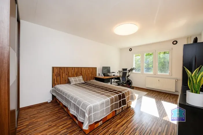 Prodej bytu 3+1, Plzeň - Doubravka, Ke Špitálskému lesu, 70 m2