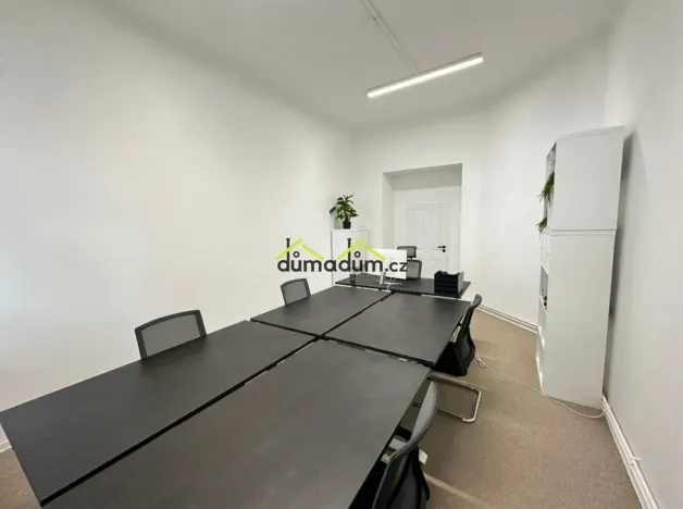 Prodej bytu 4+kk, Praha, Pernerova, 88 m2