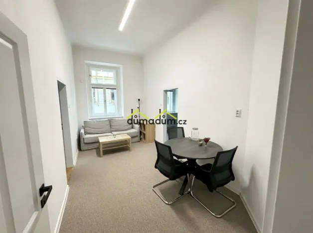 Prodej bytu 4+kk, Praha, Pernerova, 88 m2