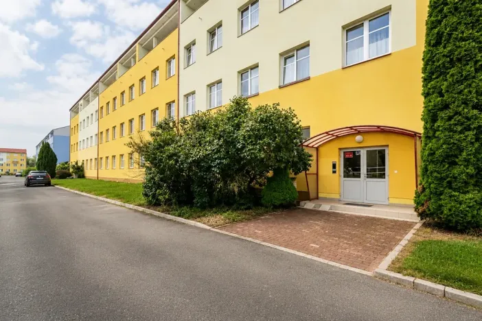 Prodej bytu 2+1, Milovice, Topolová, 67 m2