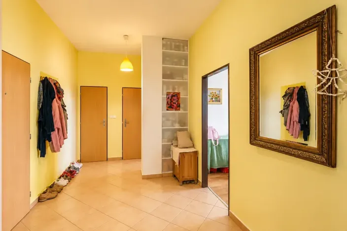 Prodej bytu 2+1, Milovice, Topolová, 67 m2