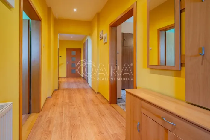 Prodej vícegeneračního domu, Mořina, 320 m2