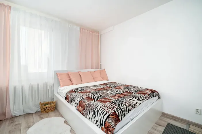 Pronájem bytu 1+kk, Praha, Štúrova, 20 m2