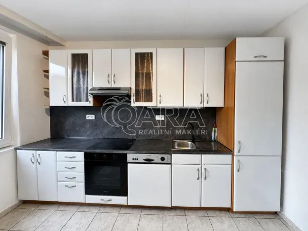 Pronájem bytu 3+1, Praha - Černý Most, Vybíralova, 77 m2