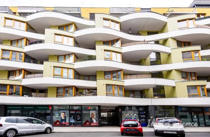 Pronájem bytu 2+kk, Praha - Libeň, Kurta Konráda, 63 m2