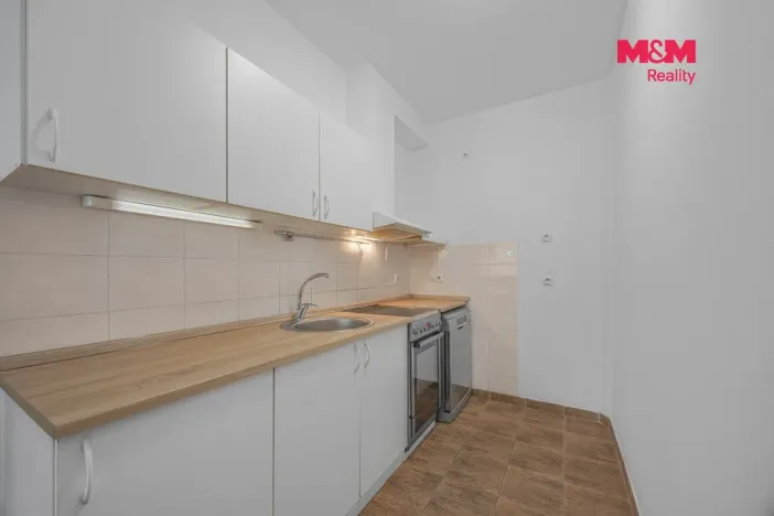 Pronájem bytu 2+kk, Pardubice - Zelené Předměstí, nábřeží Závodu míru, 55 m2