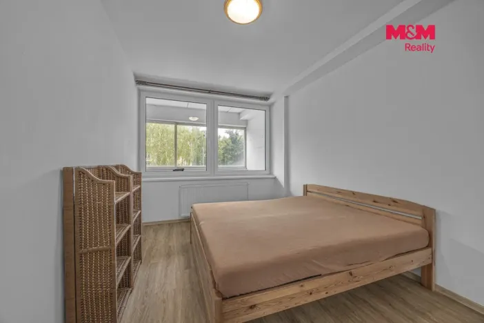 Pronájem bytu 2+kk, Pardubice - Zelené Předměstí, nábřeží Závodu míru, 55 m2