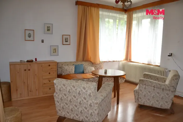 Prodej rodinného domu, Hronov - Velký Dřevíč, 250 m2