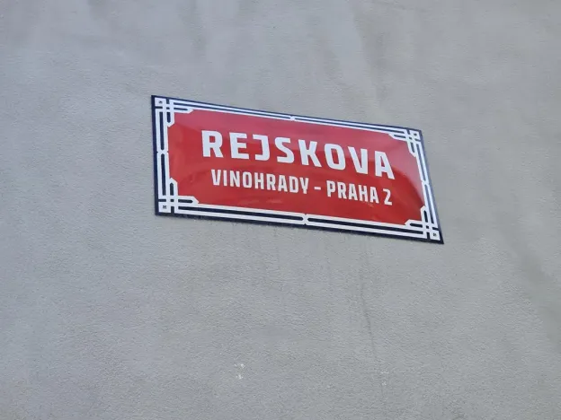 Pronájem bytu 1+kk, Praha - Vinohrady, Rejskova, 40 m2