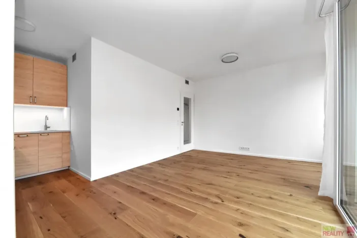 Pronájem bytu 2+kk, Praha - Radlice, U Komína, 47 m2