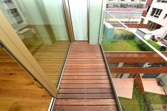 Pronájem bytu 2+kk, Praha - Radlice, U Komína, 47 m2