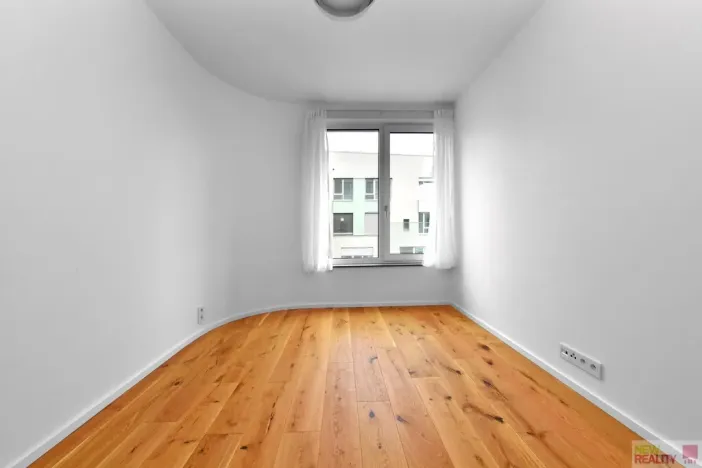 Pronájem bytu 2+kk, Praha - Radlice, U Komína, 47 m2