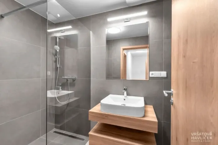 Pronájem bytu 2+kk, Hradec Králové - Kukleny, Pražská třída, 106 m2