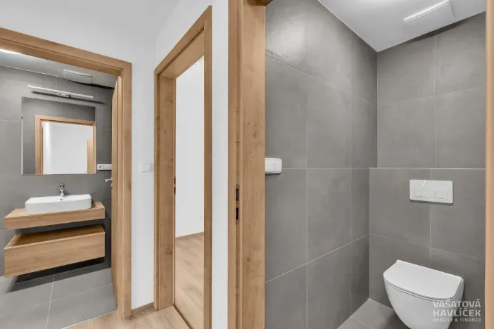 Pronájem bytu 2+kk, Hradec Králové - Kukleny, Pražská třída, 106 m2