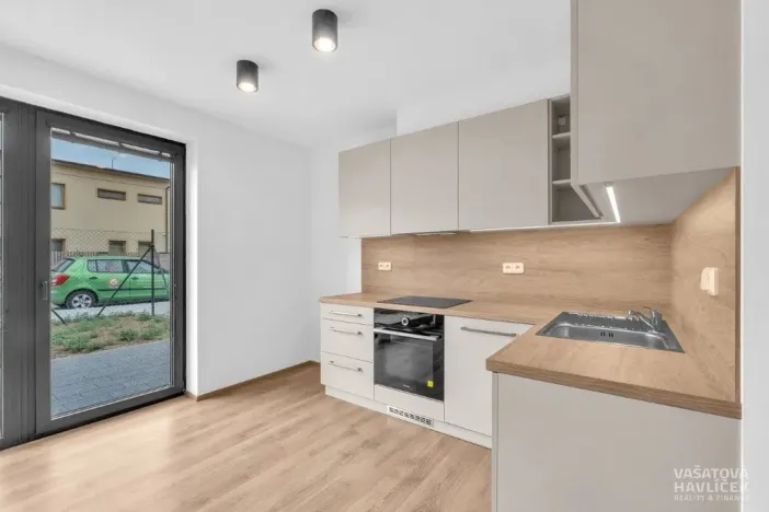 Pronájem bytu 2+kk, Hradec Králové - Kukleny, Pražská třída, 106 m2