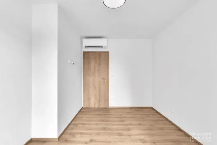 Pronájem bytu 2+kk, Hradec Králové - Kukleny, Pražská třída, 106 m2