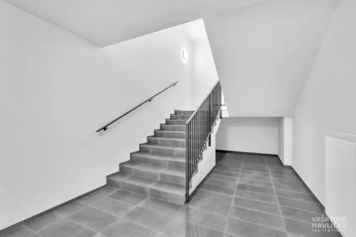 Pronájem bytu 2+kk, Hradec Králové - Kukleny, Pražská třída, 106 m2