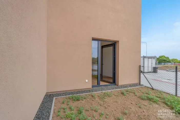 Pronájem bytu 2+kk, Hradec Králové - Kukleny, Pražská třída, 106 m2