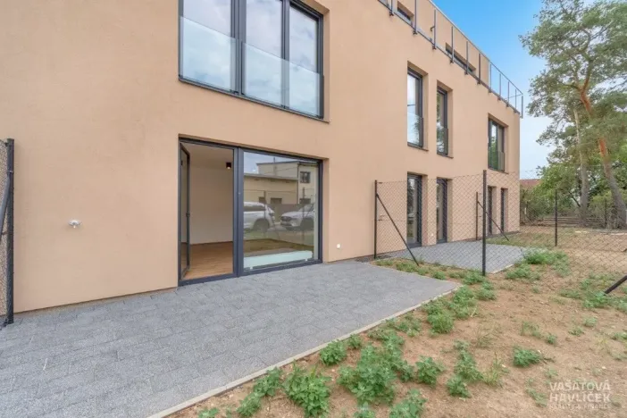 Pronájem bytu 2+kk, Hradec Králové - Kukleny, Pražská třída, 106 m2