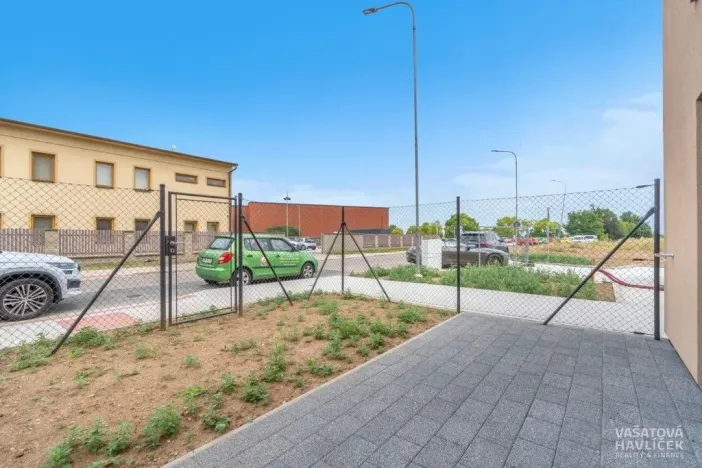 Pronájem bytu 2+kk, Hradec Králové - Kukleny, Pražská třída, 106 m2