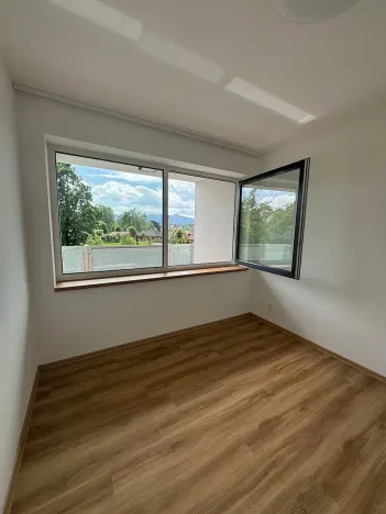 Pronájem bytu 2+kk, Liberec, Prosečská, 49 m2