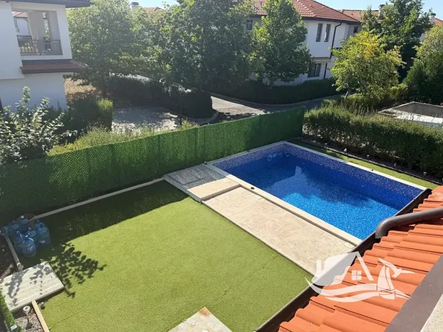 Prodej rodinného domu, Pomorie, Bulharsko, 179 m2