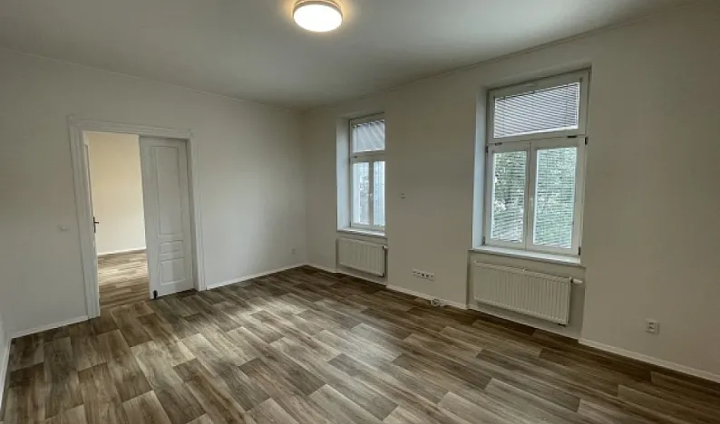Pronájem bytu 3+kk, Praha, Bubenečská, 80 m2