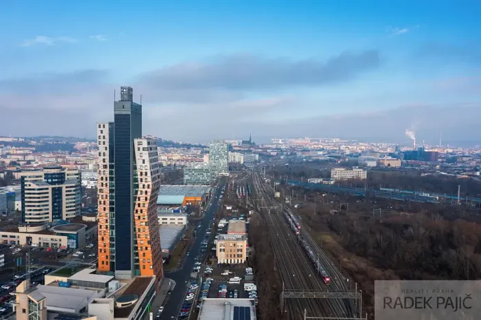 Prodej kanceláře, Brno, Pražákova, 320 m2