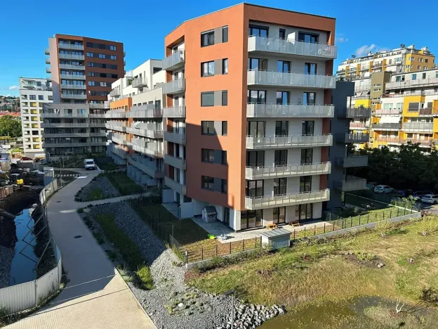 Pronájem bytu 2+kk, Praha - Vysočany, Poděbradská, 57 m2