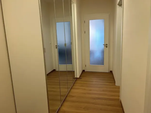 Pronájem bytu 2+kk, Praha - Vysočany, Poděbradská, 57 m2