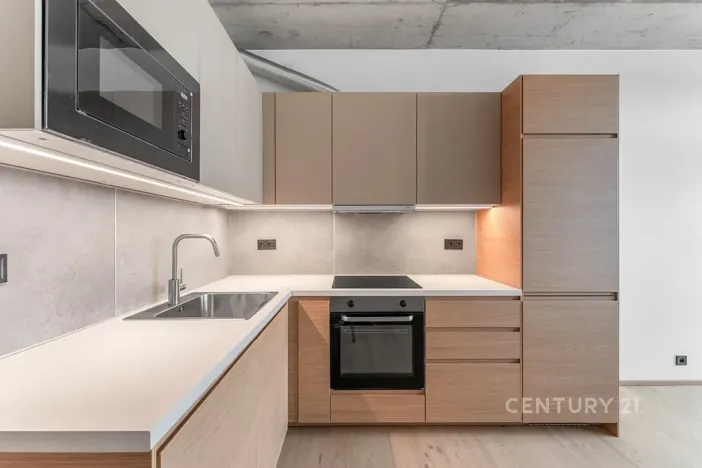 Pronájem bytu 1+kk, Praha - Vysočany, Kolbenova, 33 m2