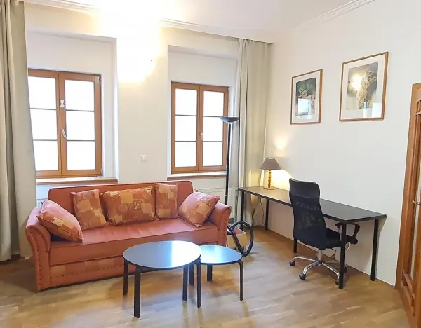 Pronájem bytu 2+kk, Praha, Ve Smečkách, 71 m2