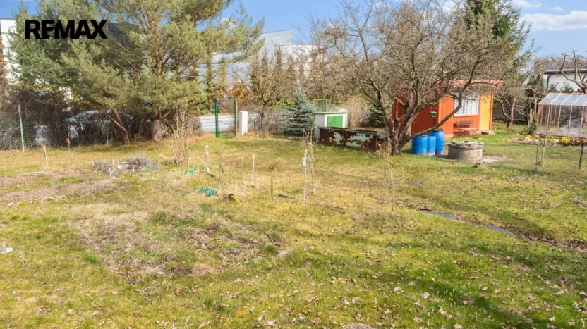 Prodej zahrady, Pardubice, 506 m2