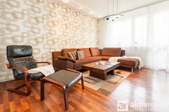 Prodej bytu 4+1, Praha - Černý Most, Šromova, 95 m2