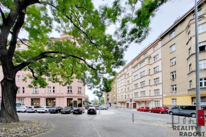 Prodej bytu 3+kk, Praha, Heřmanova, 84 m2