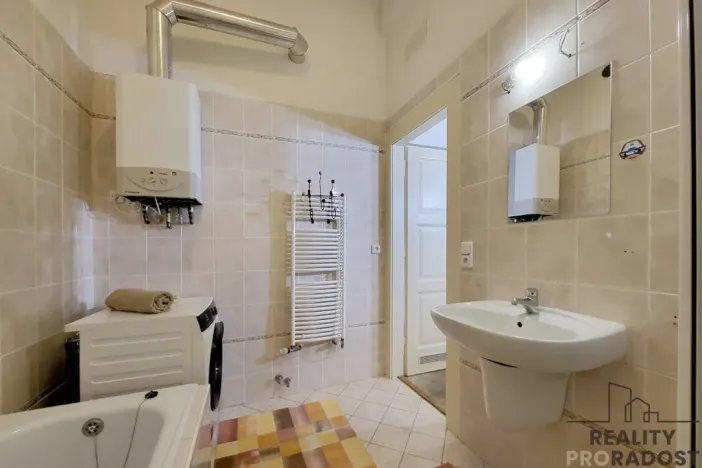 Prodej bytu 3+kk, Praha, Heřmanova, 84 m2