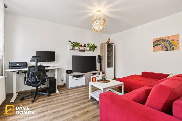 Prodej bytu 2+1, Hrušovany u Brna, Sídliště, 58 m2