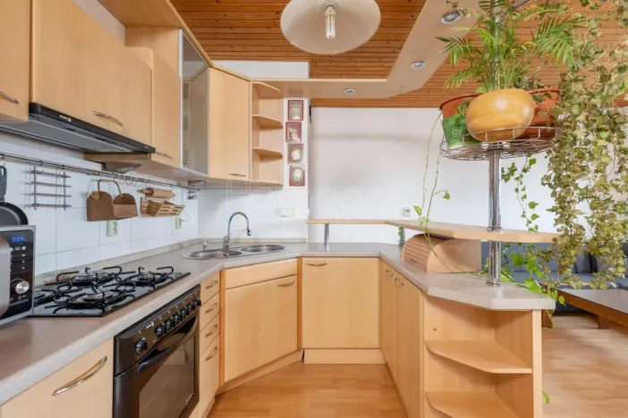 Pronájem bytu 2+kk, Praha - Újezd nad Lesy, Velebného, 57 m2