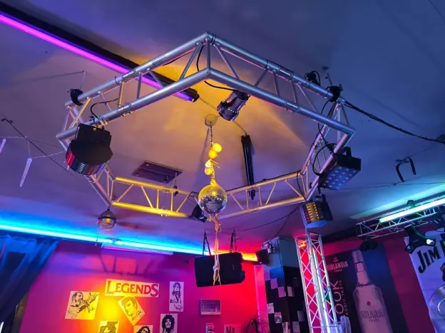 Pronájem restaurace, Ústí nad Labem, Seifertova, 160 m2