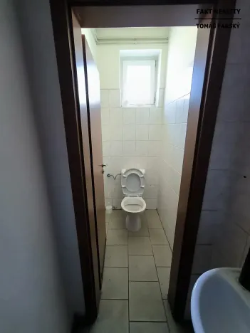 Pronájem skladu, Ústí nad Labem, U Skladiště, 1250 m2